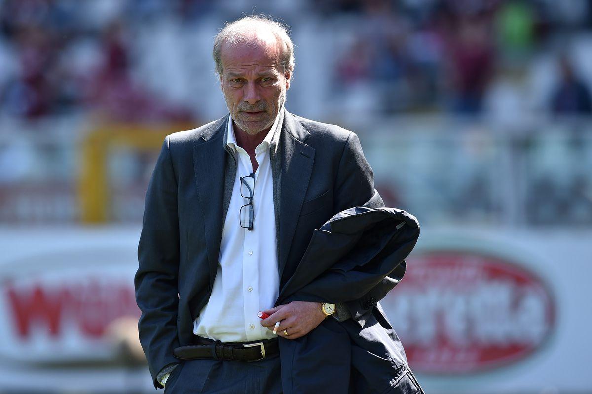 Navigating Negotiations and Transfer Strategies with Napoli